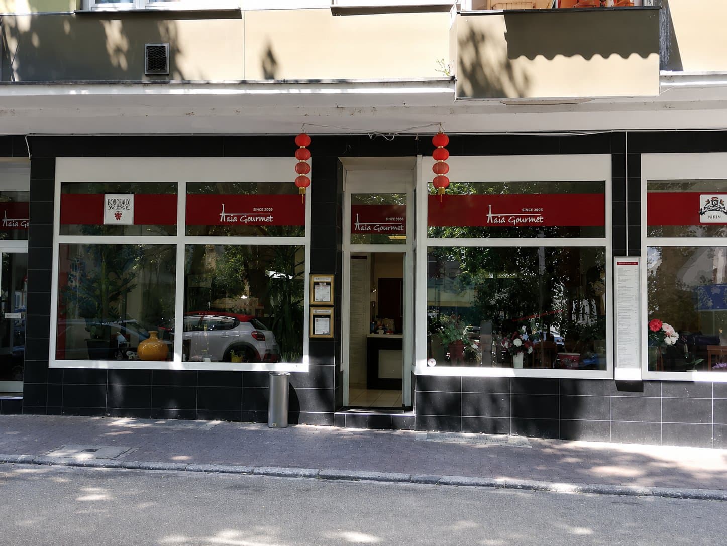Ladenfront von Asia Gourmet in der Pfälzerstraße in Pforzheim